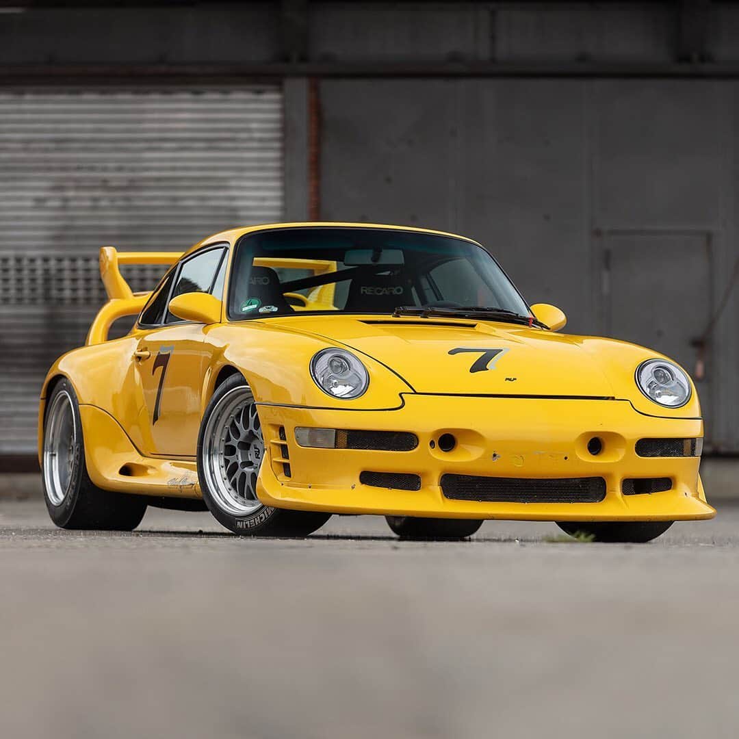 HYPEBEASTさんのインスタグラム写真 - (HYPEBEASTInstagram)「@hypebeastcarclub: A road-legal, Pikes Peak-competing 1997 @rufsince1939 CTR2 Sport is currently up for auction at RM @sothebys. Based on the 993-generation @porsche 911 Turbo, this competition car is one of just two built for the 1997 Pikes Peak International Hill Climb and is equipped with a 3.6-liter flat-six engine that pushes out 702 BHP, a RUF-built six-speed manual gearbox, and a number of exterior widebody upgrades. It is expected to sell upwards of $812,000 USD, check RM Sotheby's for more info.⁠⠀ Photo: RM Sotheby's」6月10日 17時59分 - hypebeast