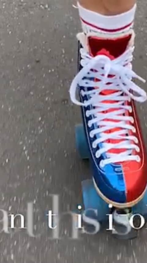 アリッサ・シズニーのインスタグラム：「The story of an ice-less 2 months. Much thanks goes to @jackson.ultima and @atomskates for the amazing footwear and to the Gorillaz for the appropriate song! This is my first time making a pseudo-music video so please excuse the amateur quality and don’t forget to watch all the way to the end 😉」