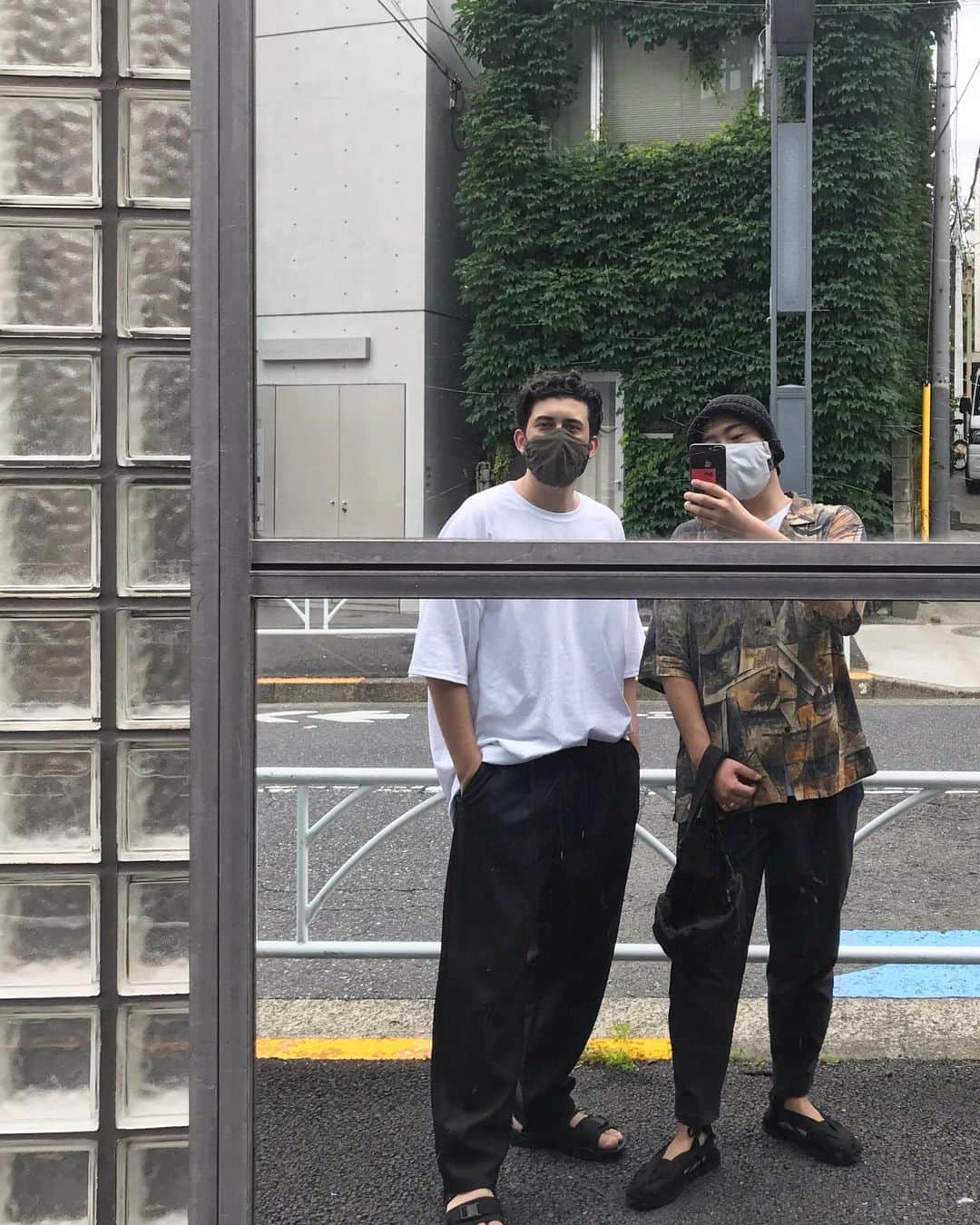 倉岡晋也のインスタグラム：「Quarantine ✔︎ #Tokyolife」