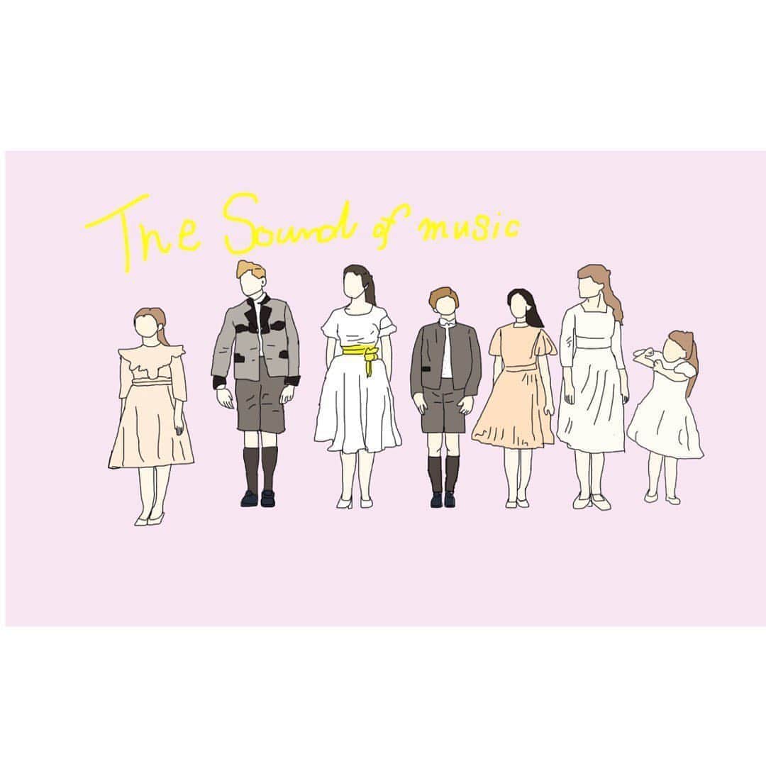 藤野涼子のインスタグラム：「【Sound of music】 サウンド・オブ・ミュージックの劇中歌で子供たちの歌声が可愛い「さようなら、ごきげんよう（So long,Farewell）」が好き。  そのシーンを描きました。 ・ サウンド・オブ・ミュージックは、中3の最後の授業で音楽の先生が「もう受験も終わってやることがないからミュージカルを見よう！」と言って、ゆる〜く見始めた映画だった。45分しかない授業中に見終わるはずもなく、途中でお預けになってしまった。 全部見られなくて私も含めて皆が不満を口にしていたが、DVDショップに行ってわざわざ借りる事もなく、日が経ってしまいやっと最近になってみた作品。 ・*ネタバレ含みます😅 最初は、子供に向けた楽しいミュージカル映画だと思っていたのだが、途中から反ナチスの主人公達が、オーストリアとドイツの合併に反対してスイスへと亡命するという政治的背景も描いていた所に衝撃を受けた。 　ヒトラーの占領下になってしまったオーストリアで過ごす子供達やその親・恋人達の生活、関係性の変化も歌を歌いながら楽しくそして、芯を持って私達に伝えられていると感じた。  コンクールで父・ゲオルクと新しく母になったマリアと子供達が、家族みんなでマリアが考えた歌を歌ったシーンは歌のテンポもリズムも早くて少し乱れているように見えるけど、子供達が楽しんでいるようにも見えて、やっと子供達も子供らしく成長できるのだな。と思った。 　この家族はコンクールには優勝をしたのだが、そのままオーストリアを出て、最後は山の中ひたすらスイスを目指して家族が荷物も持たずに、歩いて行くシーンで終わった。 家族が、ようやく笑顔を取り戻せたのに、その国では幸せは掴めず、知らぬ地で生活をしなければいけない状況に強いられていくのがとても衝撃的だった。 　2020年、コロナウイルスや中米の政治経済問題、人種差別など様々な問題が各国で起きている。 　サウンドオブミュージックを見て歴史を学び少しでもいい未来にみんなで歩んでいけるようにしたい  cook ~ cook ~🐓 ・  #soundofmusic #backtomemories #julieandrews #solongfarewell #movies #ilovemovies」