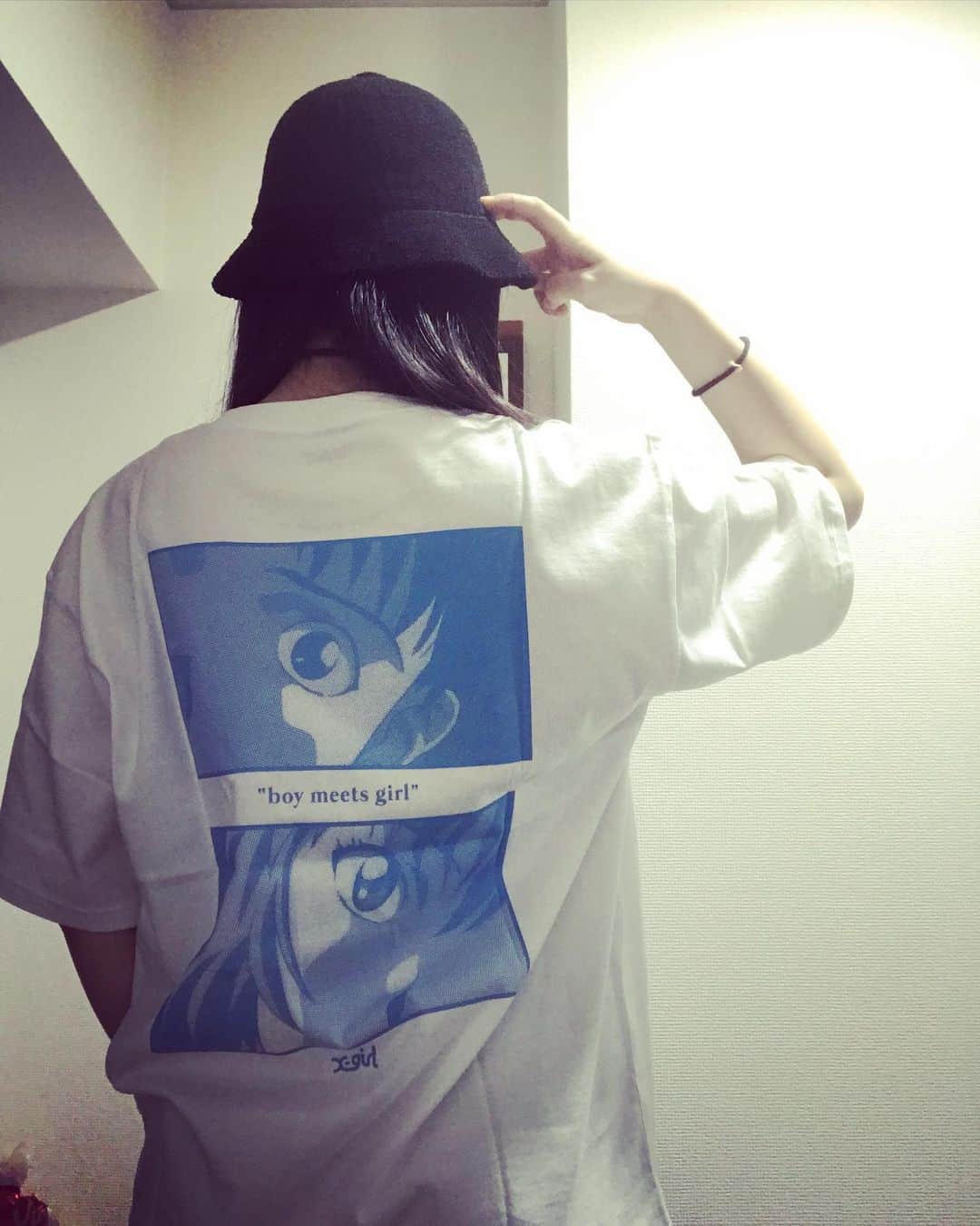 のインスタグラム：「意味わからんポーズすんのほんとやめて  #ななひかりとえこひいきのモノマネしてます #エヴァンゲリヲン新劇場版  #Xgirl #ootd」