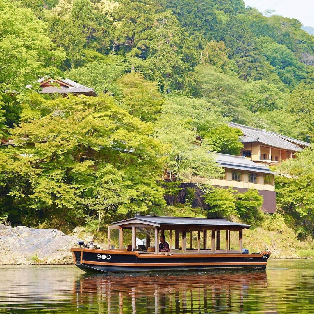 HOSHINOYA｜星のやさんのインスタグラム写真 - (HOSHINOYA｜星のやInstagram)「It's time to have a great stay at HOSHINOYA Kyoto.  #hoshinoya #hoshinoyakyoto #hoshinoresorts #kyoto #arashiyama #earlysummer #星のや #星のや京都 #星野リゾート #京都 #嵐山 #初夏」6月10日 16時54分 - hoshinoya.official