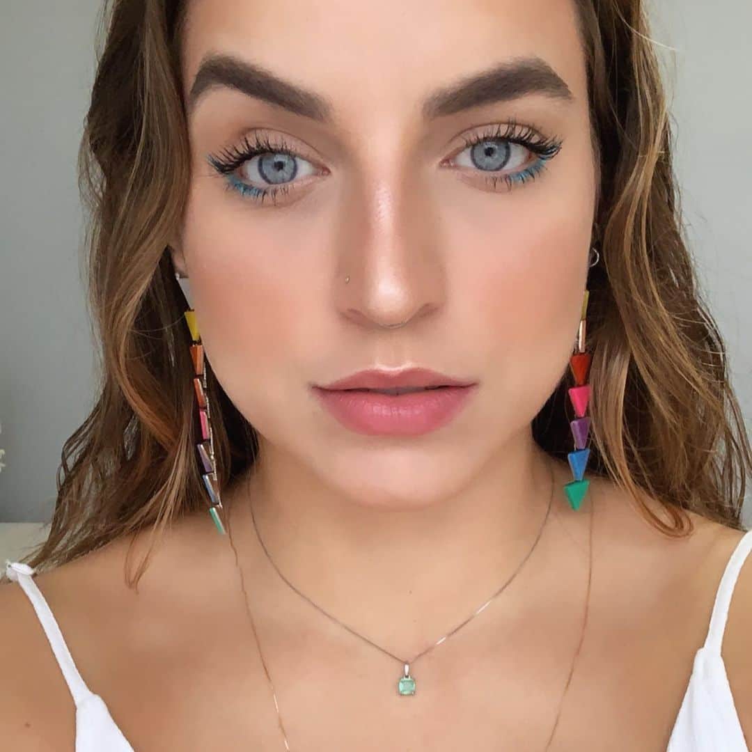 Bruna Unzuetaのインスタグラム：「zoom 🔍」
