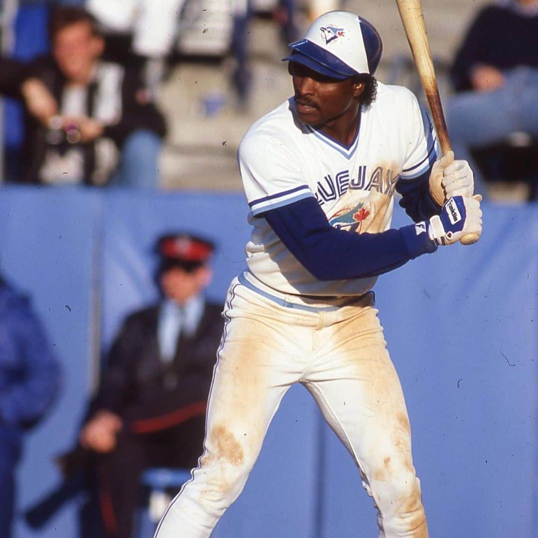 トロント・ブルージェイズさんのインスタグラム写真 - (トロント・ブルージェイズInstagram)「The first round of the #MLBDraft is tonight! Can you name ALL of these Blue Jays first-round picks? 🤔👇」6月11日 2時23分 - bluejays