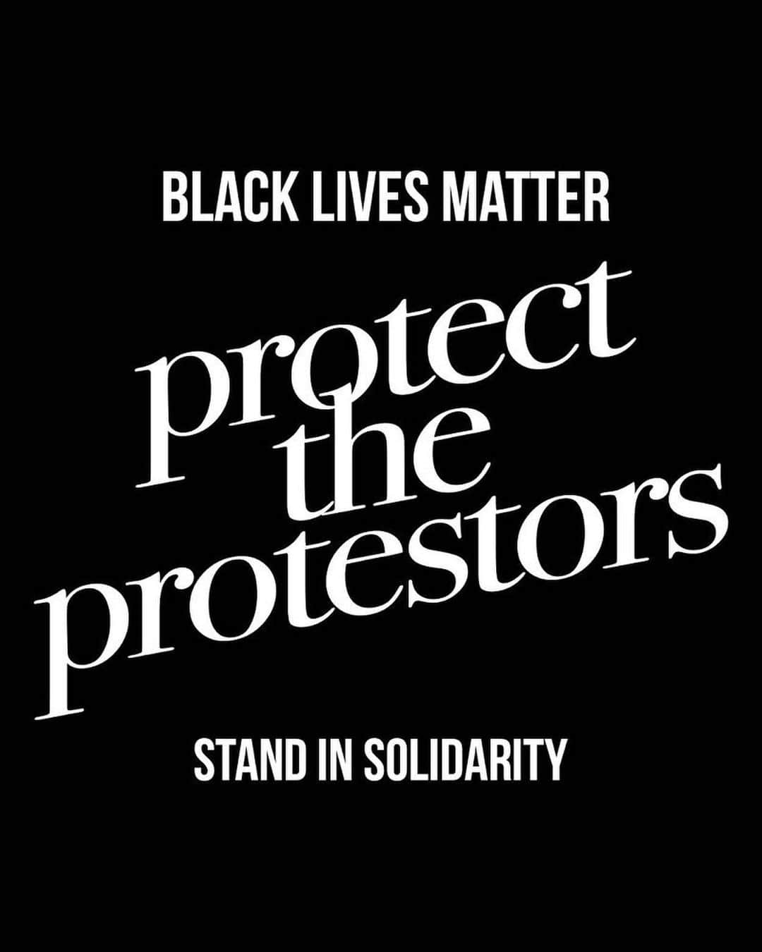 ビー・ミラーさんのインスタグラム写真 - (ビー・ミラーInstagram)「I’ve partnered with @nattografi to #protecttheprotestors by doing an autographed print giveaway. With the protests demanding justice for George Floyd, Breonna Taylor, Ahmaud Arbery, and many more black lives continuing, we have seen thousands of peaceful protestors arrested for exercising their rights. We need to come together as a community in supporting these individuals in the call for systemic justice.  Swipe for the 20x30 print I will be signing with a personalized note. To enter the giveaway, send an email to protecttheprotestorsbea@gmail.com with a screenshot (including time stamp) of a donation to one of the organizations on the following site: https://blacklivesmatters.carrd.co/#bail or https://blacklivesmatters.carrd.co/#donate (link in bio) In honor of pride month you can also donate to: https://www.lgbtqfund.org/  Every $20 donation to organizations fighting for socioeconomic justice and equality equals one entry. Even if you do not want a print, please continue to donate, share, and have difficult conversations. https://blacklivesmatters.carrd.co/#donate  #ARTISTSFORBLACKLIVESMATTER」6月11日 3時30分 - beamiller