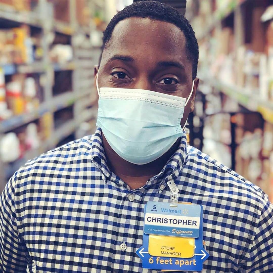 Wal-Mart Stores, Incのインスタグラム：「Today, we’re introducing a series to better highlight Black and African American experiences and voices in our community. Meet Chris, an important member of the Walmart family who has flourished in every role he's held, from intern to new store manager of #Store930. His dedication to his team is just one of the many reasons he's the best leader for the job. Congrats, Chris.」