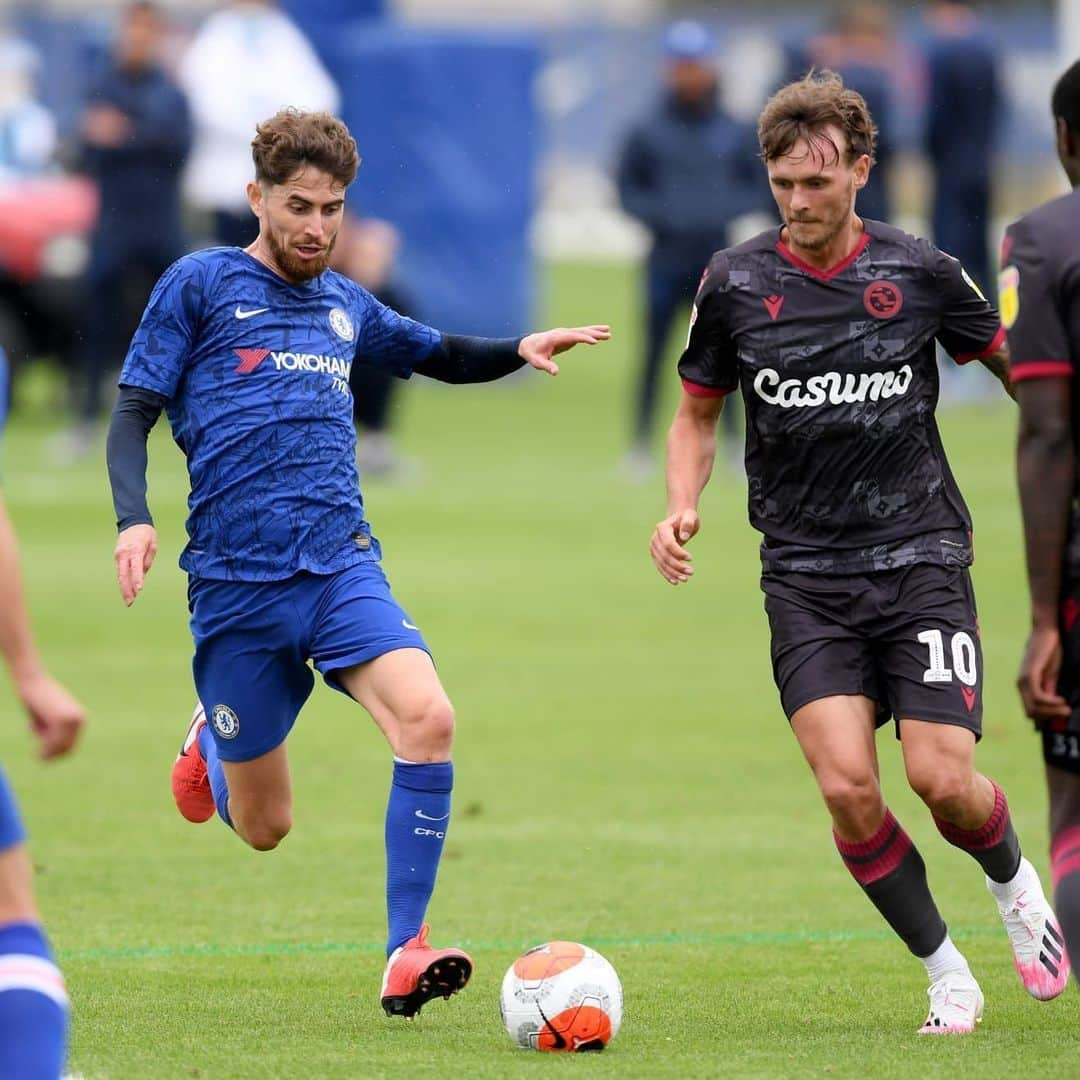 ジョルジェ・ルイス・フレーロさんのインスタグラム写真 - (ジョルジェ・ルイス・フレーロInstagram)「Some snaps from our friendly match with Reading today ⚽️ 1️⃣1️⃣ days and we'll be back! 🔵🎉 #Chelsea #Reading #friendlymatch #football #passion」6月11日 3時44分 - jorginhofrello