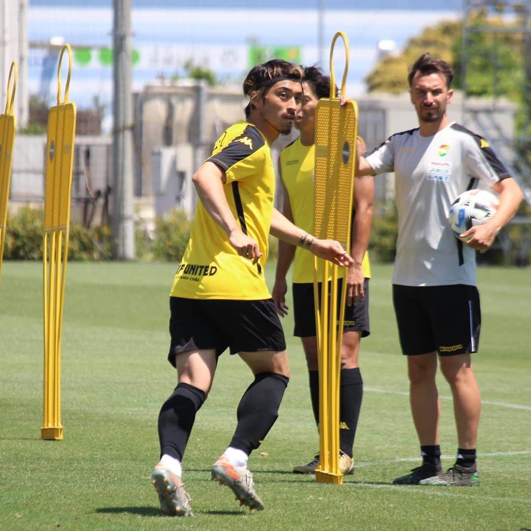 ジェフユナイテッド市原・千葉のインスタグラム：「本日のトレーニングの様子をお届け💁🏻‍♂️✨ #jefunited #ジェフ千葉 #ユナパ #ユナパレポ #ユナイテッドパーク #WINBYALL #UNITED」