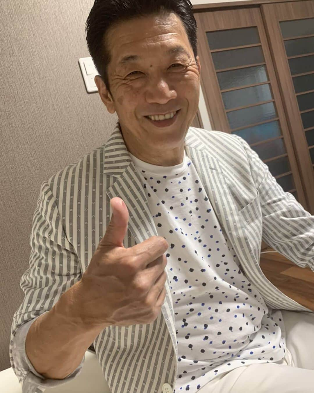 高橋慶彦さんのインスタグラム写真 - (高橋慶彦Instagram)「部屋でファッションショー」6月10日 19時05分 - yoshihiko_2