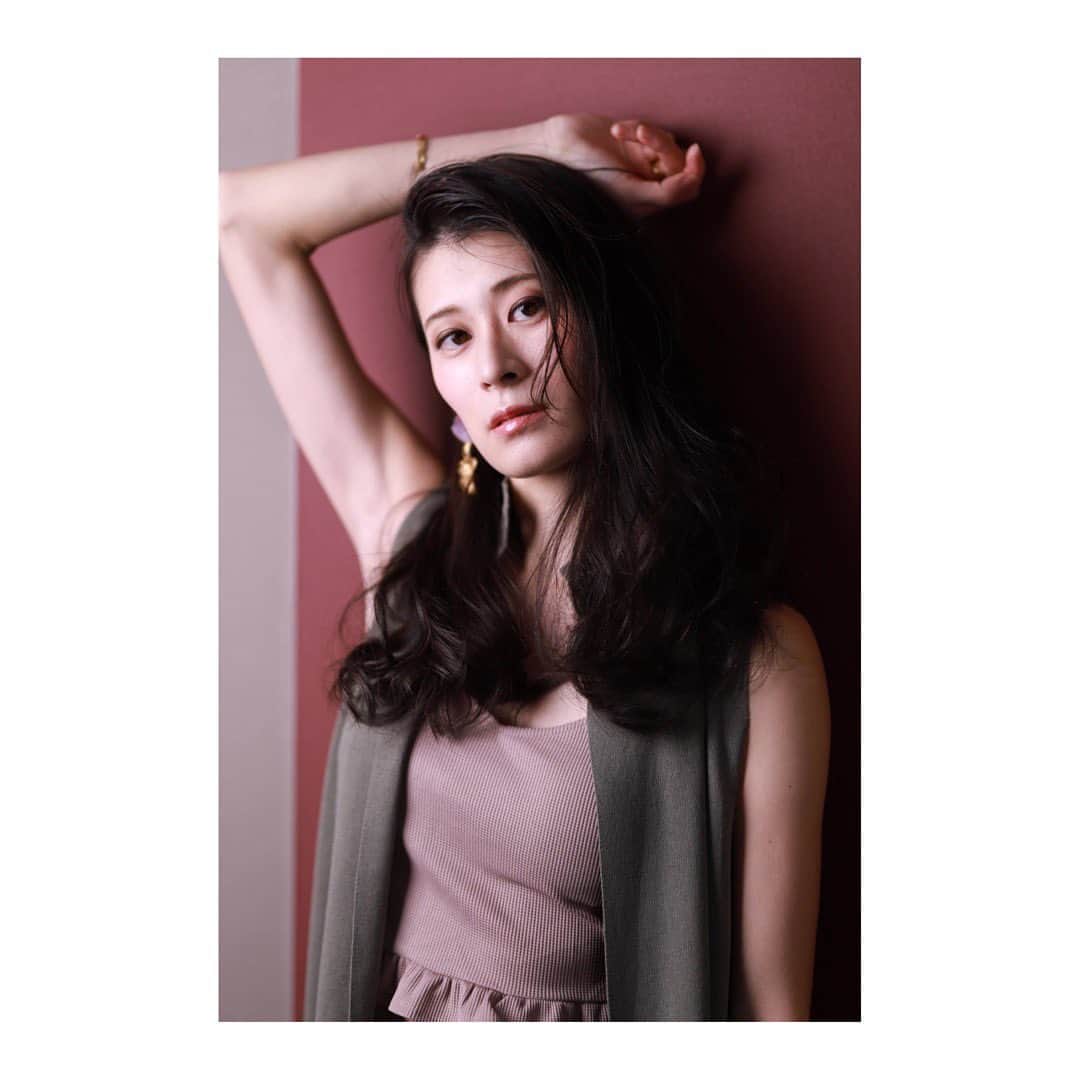 夢月せらのインスタグラム：「#photoshoot #photoshooting  #photography #photomodel  #natural #flowers #portrait」
