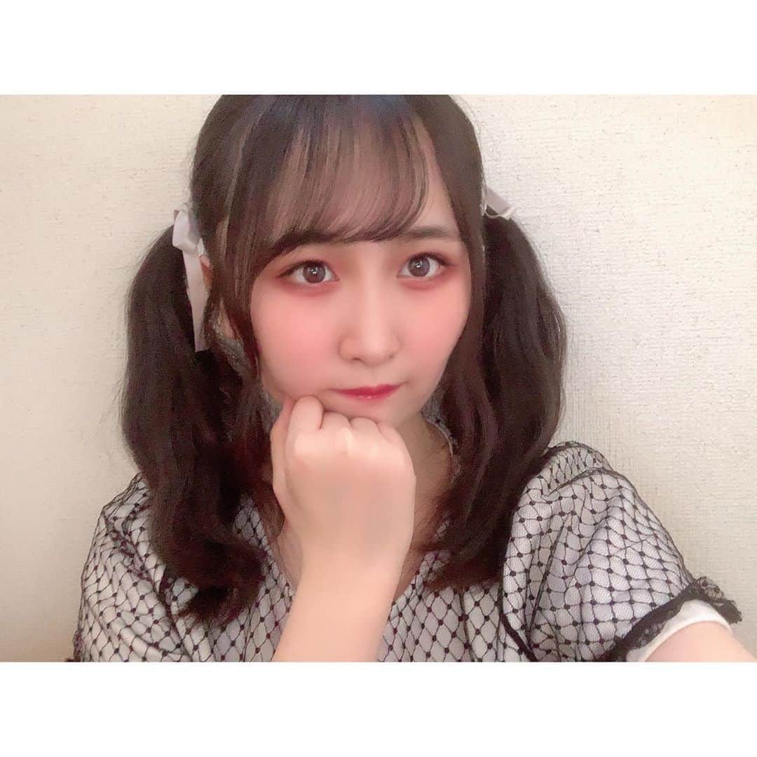 のインスタグラム：「💄👀💖 * * 地雷メイク * 地雷メイクわからないままやったけど いつもと違いすぎて 自分でもびっくりしてます * * #地雷メイク #メイク #ツインテール #リボン」
