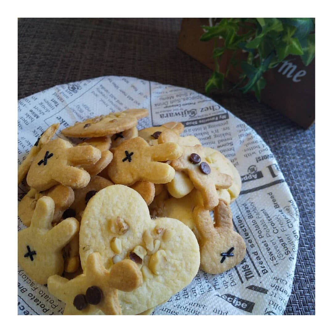 山本亜依さんのインスタグラム写真 - (山本亜依Instagram)「. この前作ったクッキー🍪 どんな形にしようか考えて作るのが楽しい♪ 美味しくて大好きです´ᴗ`♡ . #クッキー#手作りクッキー#手作りお菓子#おうちカフェ」6月10日 19時45分 - ai__yamamoto_