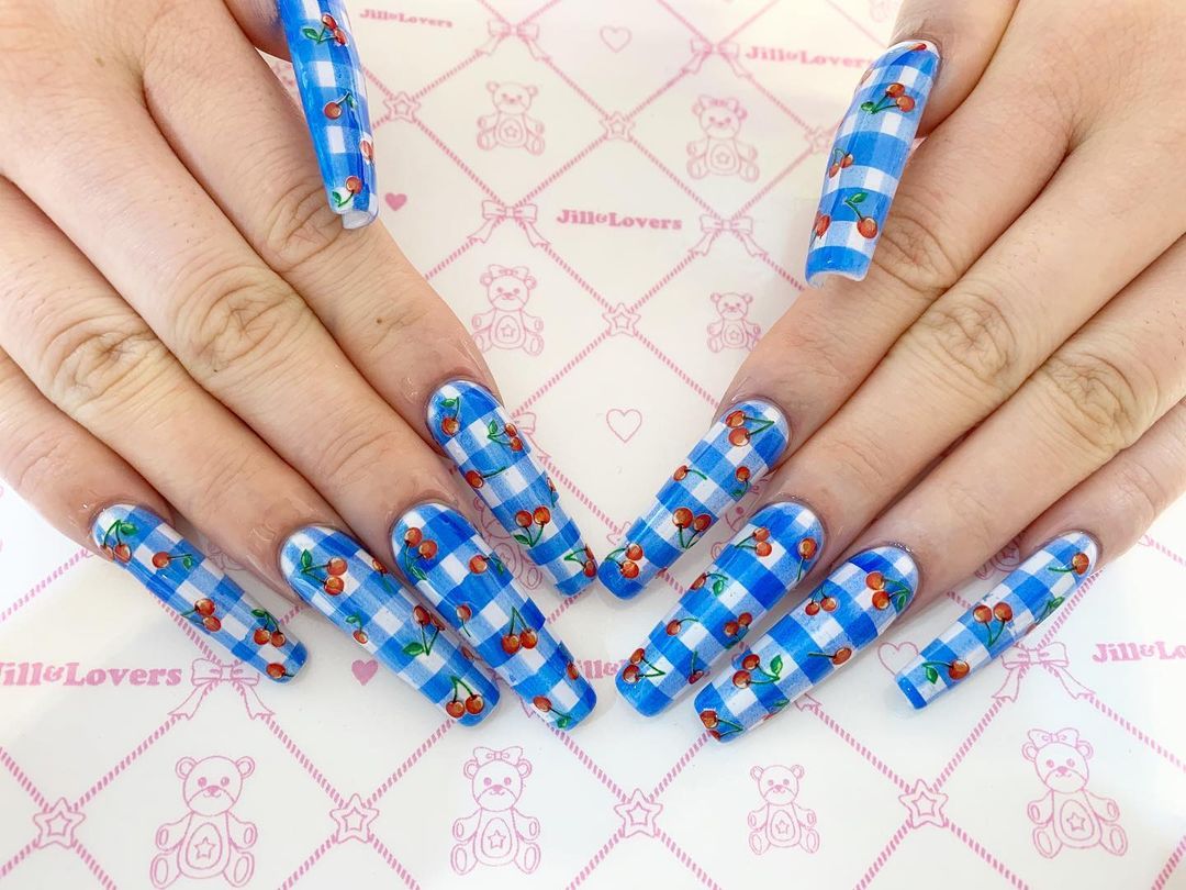 Jill&Loversさんのインスタグラム写真 - (Jill&LoversInstagram)「@aochanp 🍒  #jillandlovers #nail #nailart #paragel #gelneil#gel #ネイル #ネイルアート #me #look #love #かわいい」6月10日 20時23分 - jillandlovers