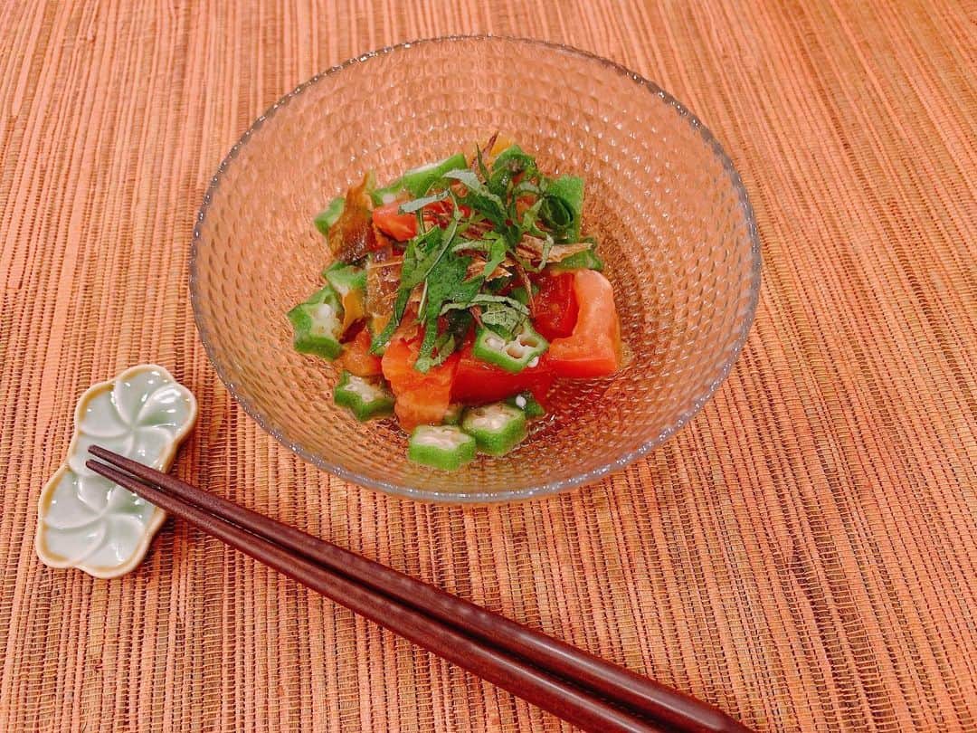 速水里彩のグルメインスタ