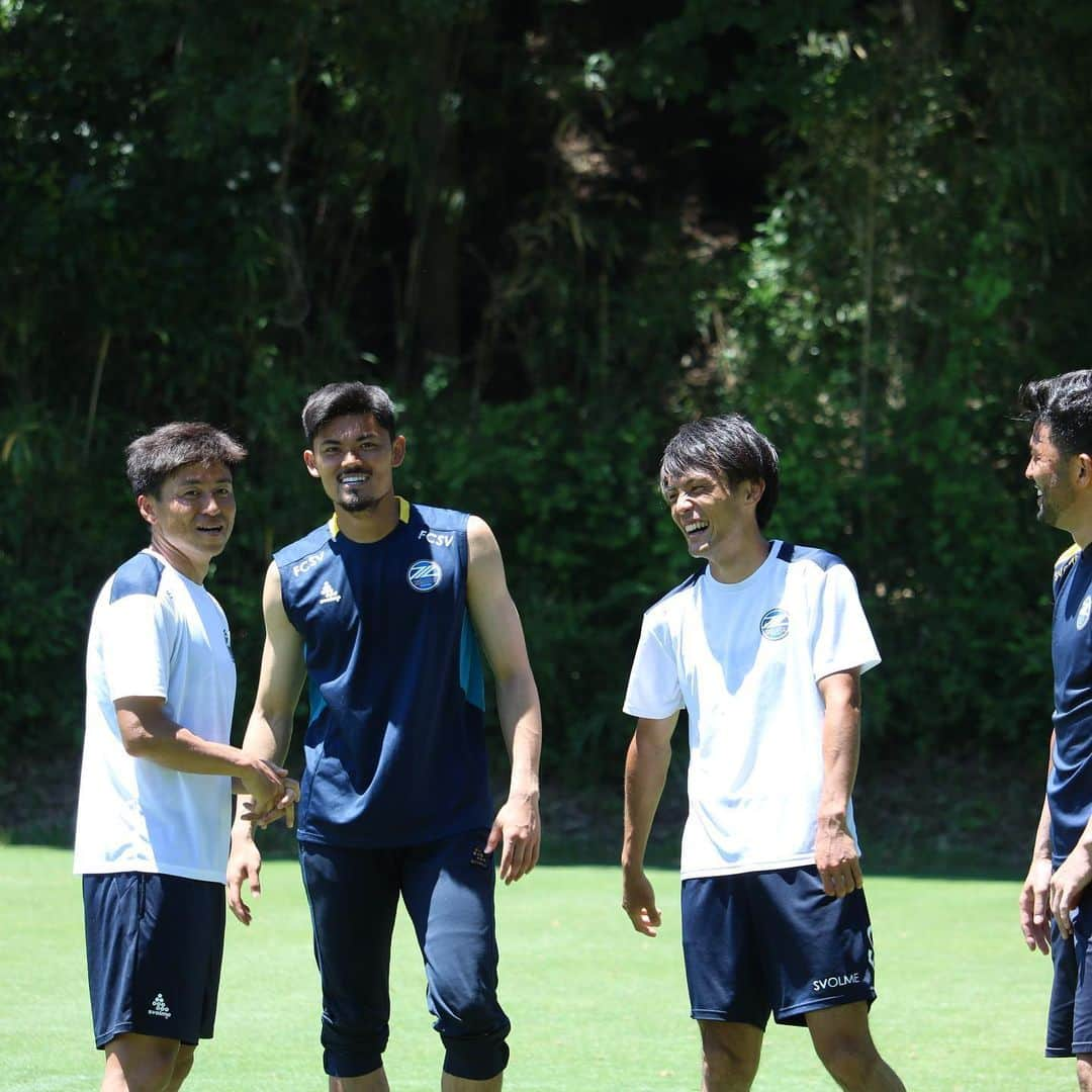 FC町田ゼルビアさんのインスタグラム写真 - (FC町田ゼルビアInstagram)「6月10日(水) 練習写真(番外編)  練習後にランニングしていた4人を連続で写真を撮影してみました🤳  #秋元陽太 #奥山政幸 #井上裕大 #福井光輝  #FC町田ゼルビア #zelvia #Jリーグ #サッカー #スポーツ #soccer #football #Jleague #町田」6月10日 21時14分 - fcmachidazelvia