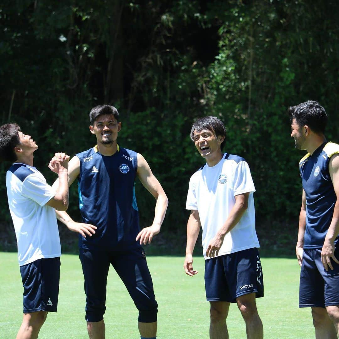 FC町田ゼルビアさんのインスタグラム写真 - (FC町田ゼルビアInstagram)「6月10日(水) 練習写真(番外編)  練習後にランニングしていた4人を連続で写真を撮影してみました🤳  #秋元陽太 #奥山政幸 #井上裕大 #福井光輝  #FC町田ゼルビア #zelvia #Jリーグ #サッカー #スポーツ #soccer #football #Jleague #町田」6月10日 21時14分 - fcmachidazelvia