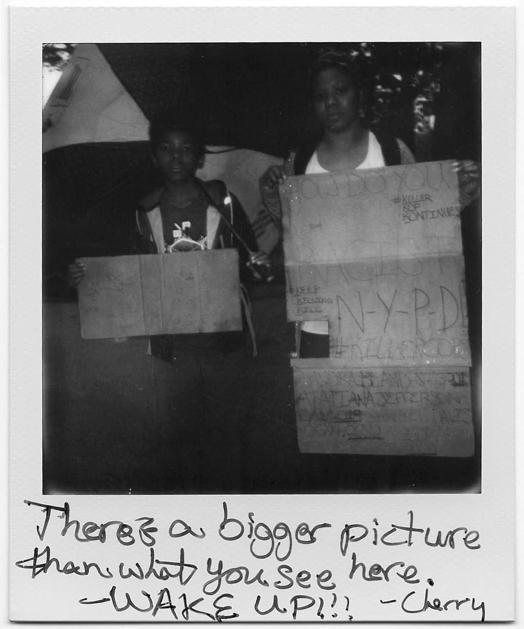 WWDジャパンさんのインスタグラム写真 - (WWDジャパンInstagram)「BLM運動参加者がポラロイドでつづるメッセージ﻿ ﻿ 米ミネソタ州ミネアポリスで5月25日に、黒人男性のジョージ・フロイド（George Floyd）氏が白人の警察官に首を押さえつけられて死亡した事件を受けてアメリカで始まった抗議運動は、9日現在も止まることなく、変革を求める声は大きくなり続けている。人種差別と警察による暴力行為に抗議する一連の動きに俳優やアーティストなど多くの著名人が賛同する中、ファッション業界では企業トップらも共に問題の解決に取り組む意思を表明している。﻿ ﻿ ここでは、5日からの週末に行われたニューヨーク市での「Black Lives Matter（黒人の命は大切）」抗議のシーンをポラロイドに写し、デモの参加者自身がそれにキャプションを書いたものをまとめる。﻿ ﻿ ポラロイド全29枚を見るには  @wwd_jp のプロフィールのリンクから﻿ ﻿ PHOTOS :  WWD STAFF (c) FAIRCHILD PUBLISHING, LLC﻿ ﻿ #BLM #BlackLivesMatter #GeorgeFloyd #Polaroid #ポラロイド」6月10日 21時55分 - wwd_jp