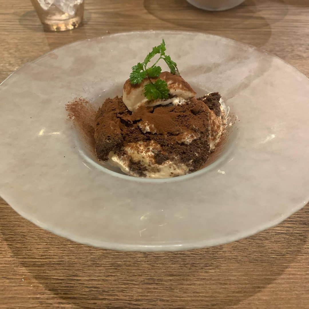 のインスタグラム：「美味しかったティラミス  #ティラミス #cafe #rigoletto #instagood」
