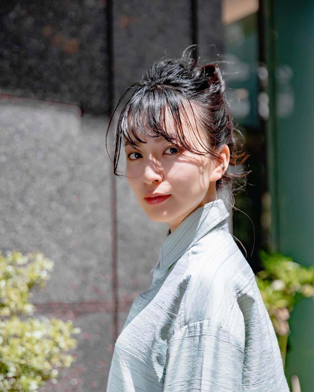 岩間恵のインスタグラム：「.﻿ ﻿ ついに6/11（木）18:00より﻿ 私がseason directorを務める﻿ アパレルブランド『URBAMENT 』がオープン致します✨﻿ ﻿  そして6/11（木）online store open前の16:30〜﻿ 私のアカウントでインスタライブを行います✨﻿ ﻿ 今回発売開始のお洋服をご紹介させて頂きますので﻿ ぜひチェックしてください！ ﻿ ﻿ ﻿ 一日が一瞬のように過ぎ去る世の中﻿ その一瞬に寄り添うお洋服を提案﻿ ﻿ 時には自分を強くしてくれるクールさで﻿ 時にはリラックスさせてくれるカジュアルな﻿ 時には旅へ行くリゾートに﻿ ﻿ めまぐるしく変わるトレンドに﻿ 都会的で女性らしさをプラスして ﻿ あなたらしさを感じるワードローブを﻿ ﻿ ﻿ そんなURBAMENTの世界観と﻿ 私が着こなすURBAMENTを﻿ 皆様が着ていただける日を楽しみにしています✨﻿ ﻿ #urbament」