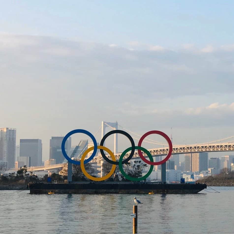 2020年東京オリンピックのインスタグラム：「The position, principles and roadmap for delivering the Olympic Games #Tokyo2020 in 2021 were announced today by the Tokyo 2020 Organising Committee.  Link on our story for more details.  大会延期に伴う大会の位置づけ、原則、ロードマップを公表しました。  本日開催された国際オリンピック委員会(@Olympics)の理事会にて、 #Tokyo2020 の開催に向けた準備状況を報告しました。  詳しくは公式サイトからご覧ください。」