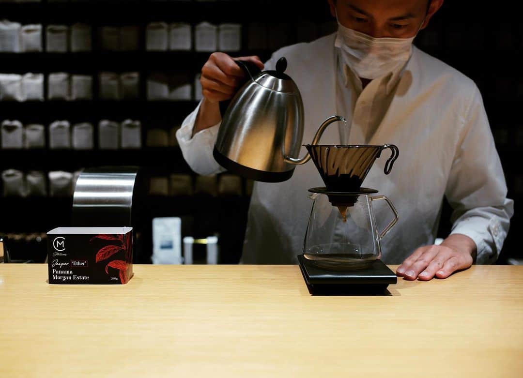 塩浦慎理のグルメインスタ