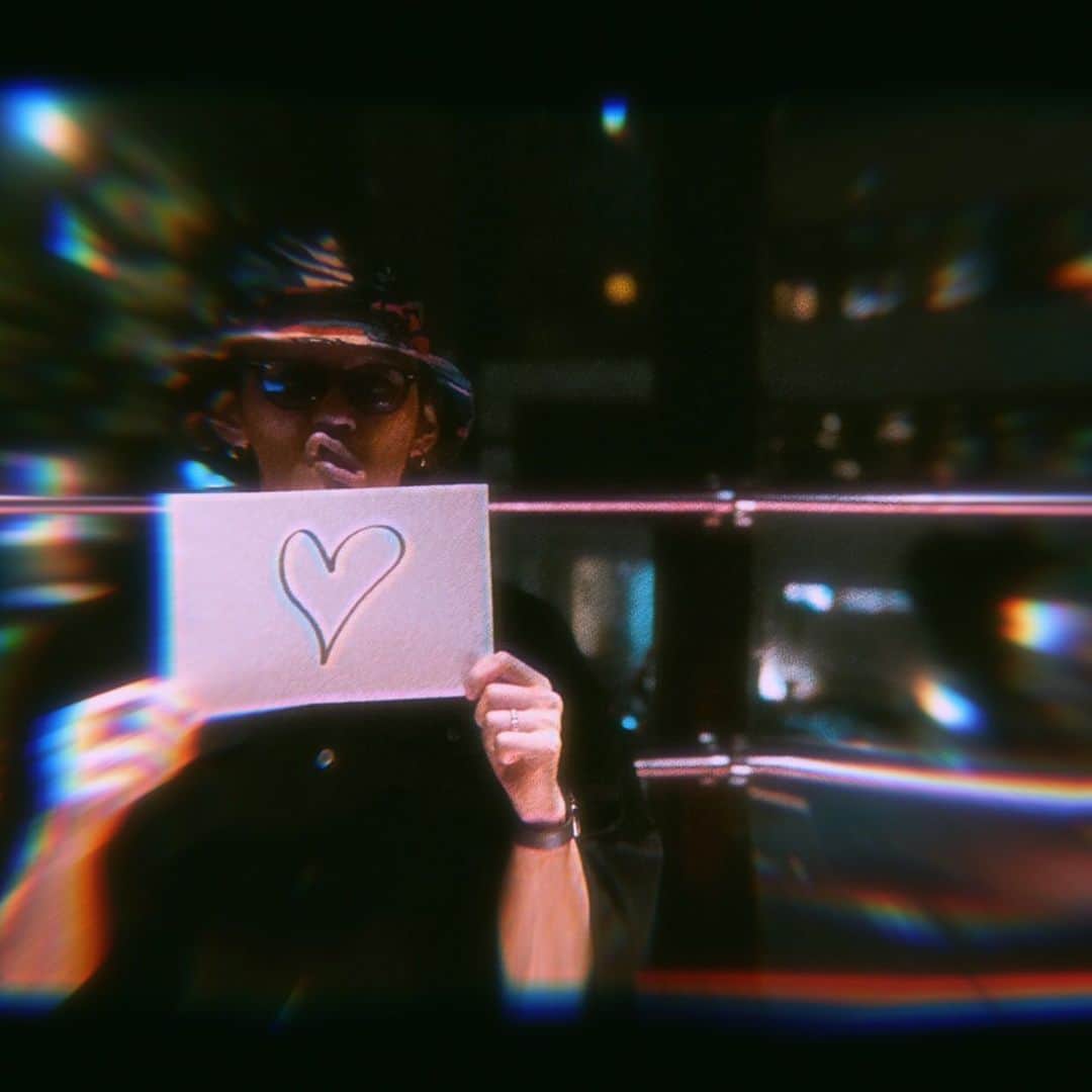 草川瞬さんのインスタグラム写真 - (草川瞬Instagram)「ⓁⓄⓋⒺ 愛だろ、愛。」6月10日 23時02分 - shunkusakawa