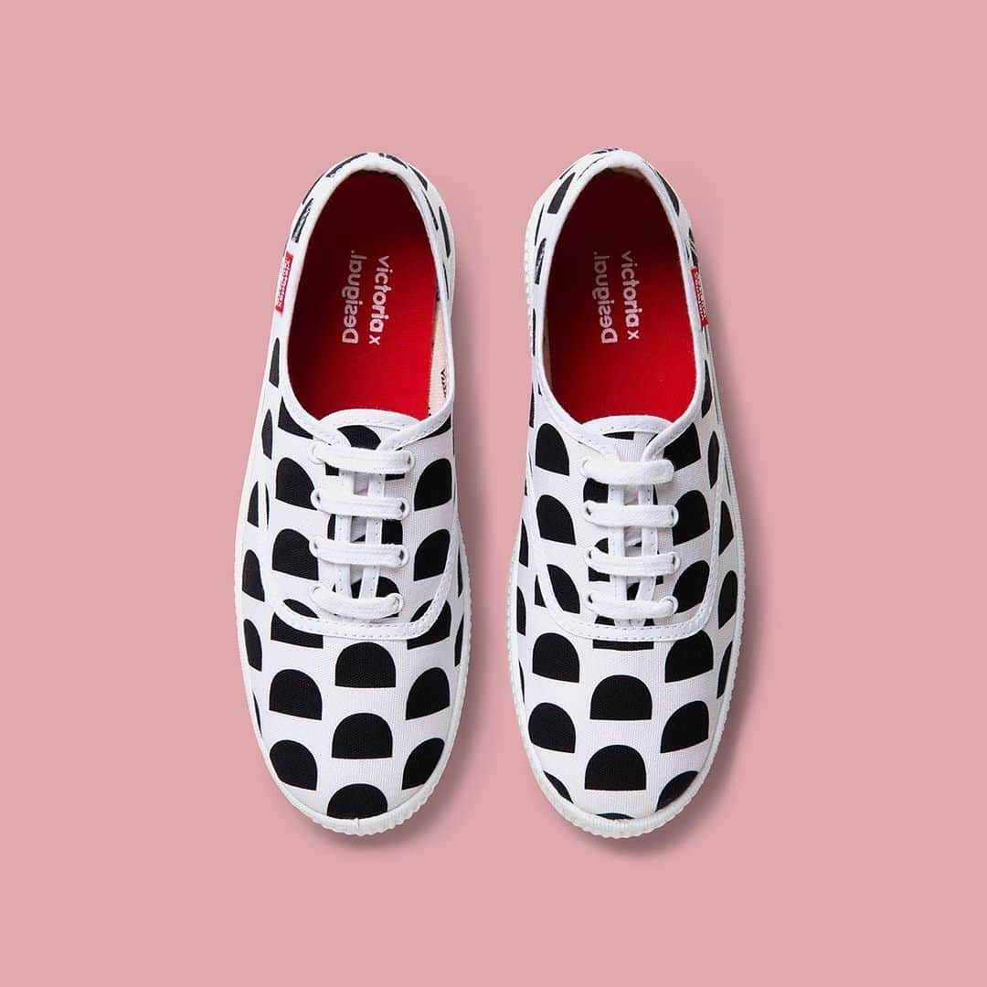 デシグアルのインスタグラム：「Double platform, double fun! Enjoy the Summer in the city (or wherever you want) with our highest #VictoriaXdesigual sneakers.」