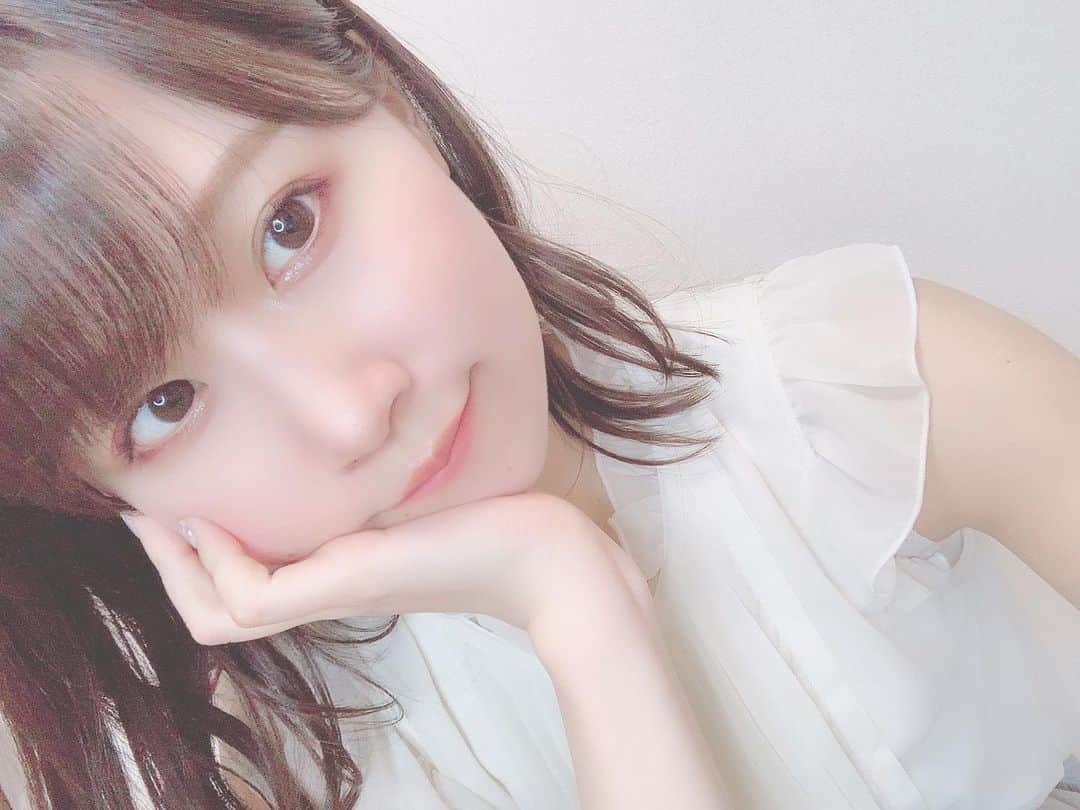 八木沙季のインスタグラム：「😊😊 . るんっ♫ .」