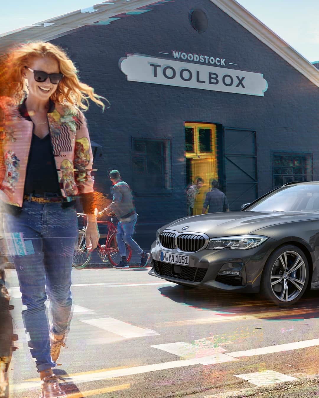 BMWのインスタグラム：「Born into a digital world, but still wild at heart. The BMW 3 Series is the embodiment of Sheer Driving Pleasure. #THE3 #BMW #3Series」