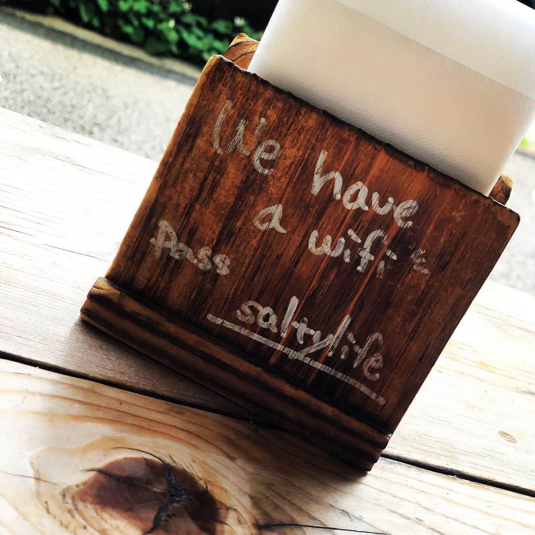 加藤慶祐さんのインスタグラム写真 - (加藤慶祐Instagram)「こういう時期だから、テラス席があるカフェを選ぶ . #カフェ#テラス#席#開放的#ビジネス#仕事 #打ち合わせ#渋谷#松濤」6月11日 0時17分 - katokeisuke_official