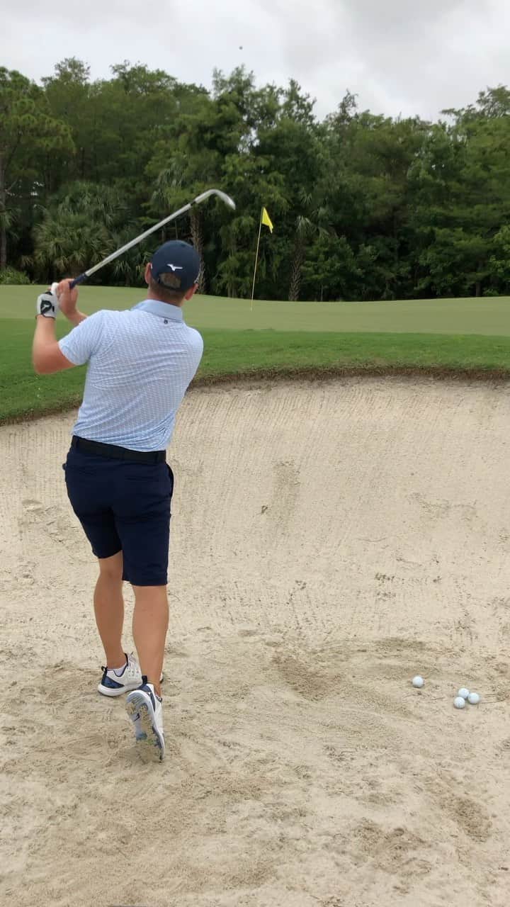 ルーク・ドナルドのインスタグラム：「A little bit like my last tip on pitching vs chipping and when to use them, a similar principle relates to bunker play.  If you want to spin a bunker shot, assuming you have a decent lie & good fundamentals, you’re still going to need speed to create the spin - so even on a short bunker shot where you don’t have a lot of green to work with, it’s easy to make a slow swing because of the shortness of the shot when in essence it’s on these shots that you need even more speed to create that spin - as I said it takes good fundamentals and more importantly a lot of faith to pull it off but speed always = spin in the bunker......OBVIOUSLY🤣🤣🤣 On the flip side if you have more room to work with then a slower swing will impart less spin and let the ball roll out towards the hole. It’s not so much a chunk and run as you are still using the bounce effectively but the slower the swing the more the ball will roll out once it hits the green.  Tag a buddy who is going to blade one 100 yards over the green after reading this 😬😬😬 #LDTips #bunker #speed #spin #slow #roll #stayhealthy #staysafe」