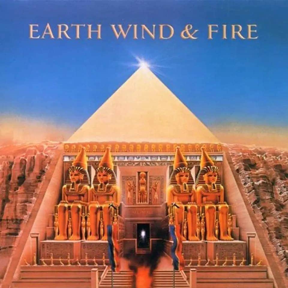 中村松江さんのインスタグラム写真 - (中村松江Instagram)「今日の一曲は Earth, Wind & Fireで『Fantasy』です✨ アルバム「All 'N All」に収録。 昨日のビージーズと同じようにフィリップ・ベイリーのファルセット・ヴォイスが美しい、EW＆Fの『宇宙のファンタジー』✨ これも強烈な一曲でしたね😄 でもこの曲日本では流行ったけど、本国アメリカでは中ヒットぐらいだったらしいです😅 (№280) #歌舞伎　#中村松江 #earth,wind&fire #fantasy #all'nall」6月11日 11時41分 - matsue_nakamuraofficial