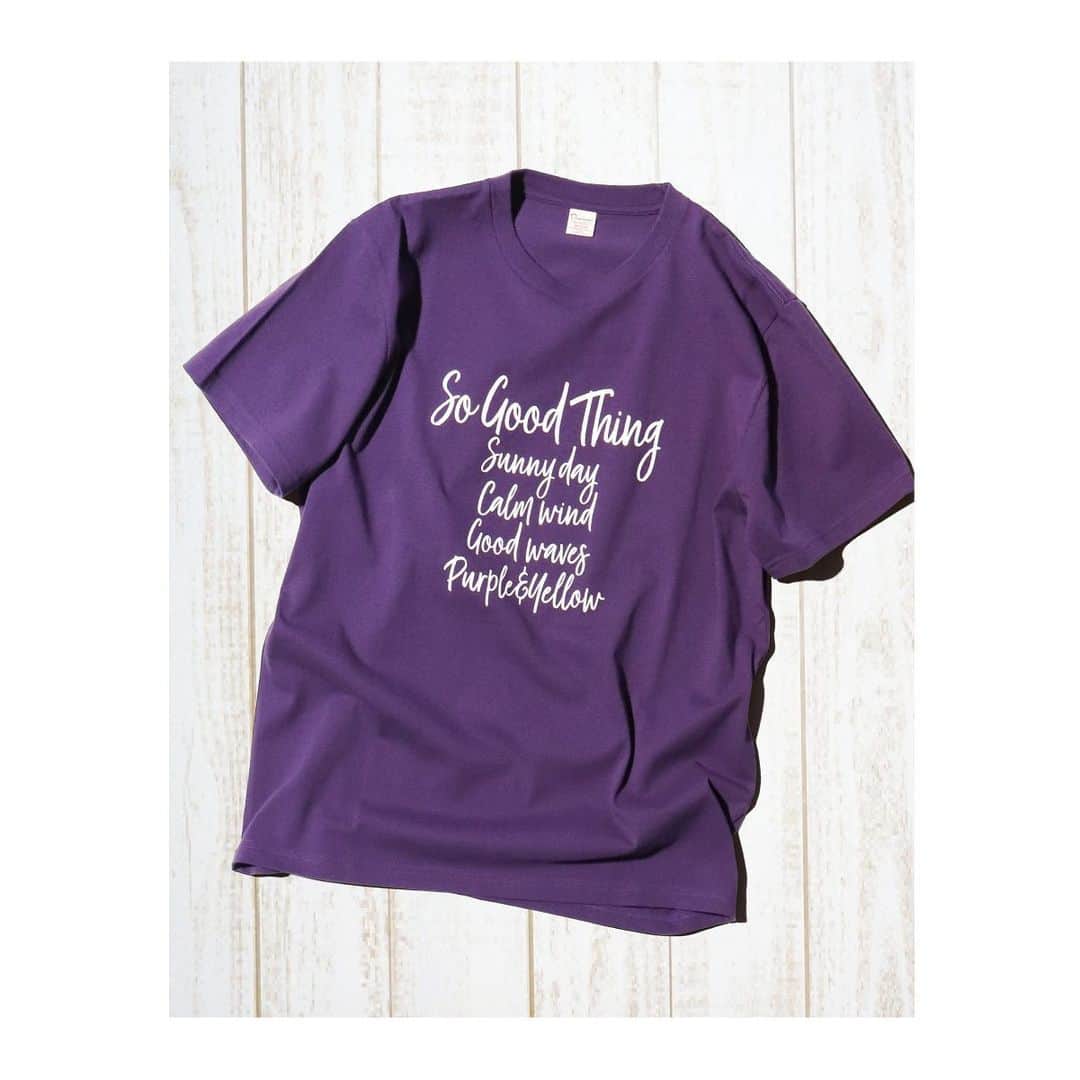 Purple & Yellowさんのインスタグラム写真 - (Purple & YellowInstagram)「.. メッセージプリント入りの半袖クルーネックTシャツ。  フロントに大きく入った英語のメッセージプリントが目を引く1枚です！  Tシャツのカラーによってプリントの色も変わる為、色違いで揃えて雰囲気を帰るのもオススメ！  #パープルアンドイエロー #purpleandyellow #py #ジェンダーレス #ユニセックス #アメカジ #アメカジ男子 #アメカジ女子 #アメカジコーデ #レディスファッション #メンズファッション #メッセージ #メッセージプリント #プリント #カジュアル #tシャツ #tシャツデザイン #tシャツコーデ #夏 #夏服 #春 #春服 #新作 #かっこかわいい #おすすめ」6月11日 12時16分 - purpleandyellow_official