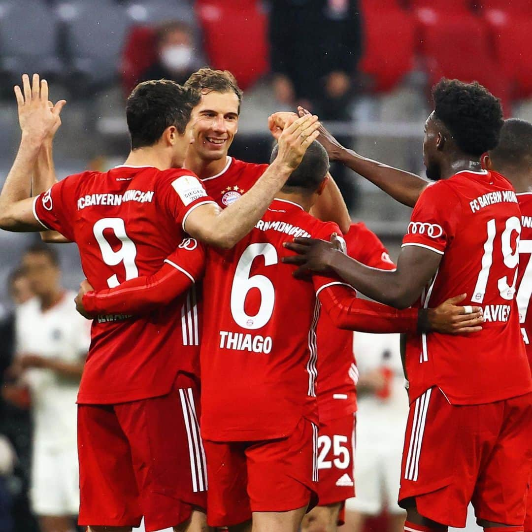 レオン・ゴレツカさんのインスタグラム写真 - (レオン・ゴレツカInstagram)「Wir fahren nach Berlin! 💪✌️ @fcbayern @dfb_pokal #MiaSanMia #ImmerWeiter」6月11日 5時54分 - leon_goretzka