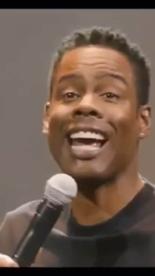 リリー・コールのインスタグラム：「This is worth watching if you haven’t already. Humour delivers clarity @chrisrock 2018」