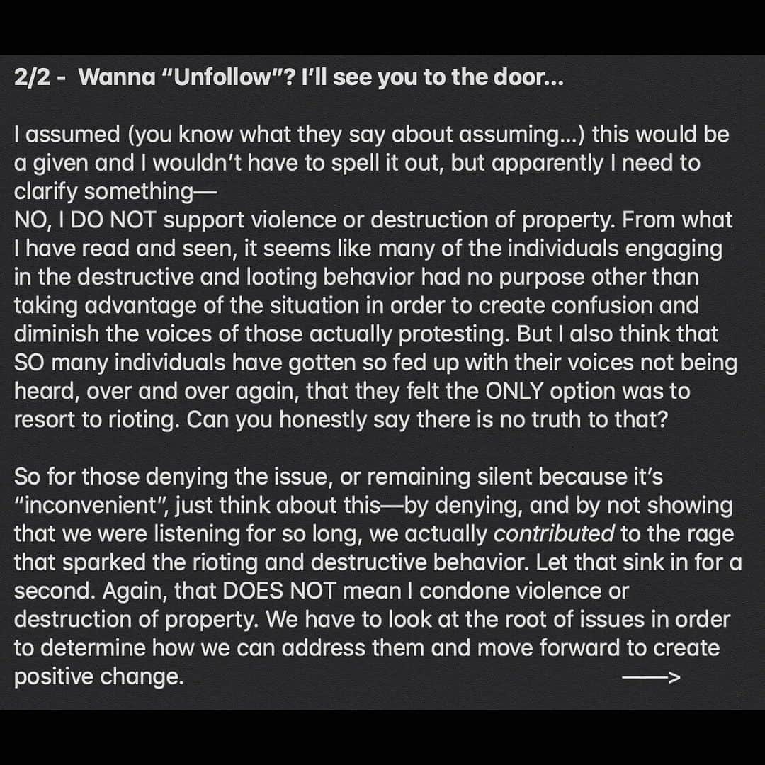 ミカエラ・シフリンのインスタグラム：「2/2 - Wanna “Unfollow”? I’ll see you to the door...🚪👋」