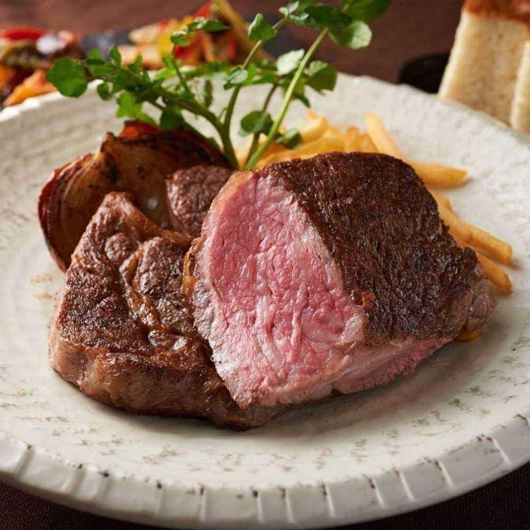 オズモールレストランのグルメインスタ