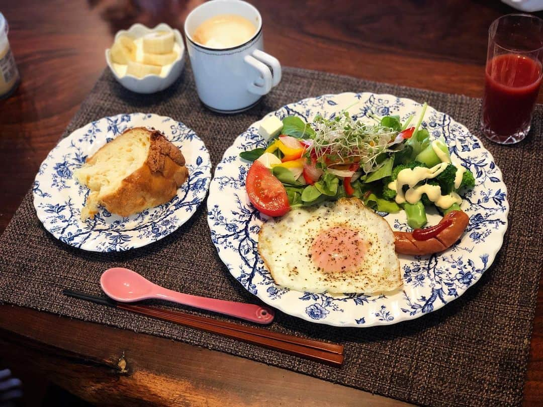 月央和沙さんのインスタグラム写真 - (月央和沙Instagram)「最近載せてなかった 朝ごパン🍞✨ . #うちの朝ごパン」6月11日 8時56分 - kazusa_tsukio