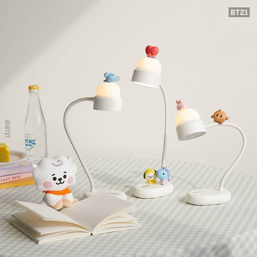 BT21 Stars of tomorrow, UNIVERSTAR!さんのインスタグラム写真 - (BT21 Stars of tomorrow, UNIVERSTAR!Instagram)「#BT21BABY PORTABLE MOOD LAMP Feel the ray of cuteness. ⠀ Cooped up in the house all day? Brighten up your days with BT21 BABY! ⠀ Adjust the brightness and flex the angles to where you want!✨ With an additional 10% discount, TODAY only. @ LINE FRIENDS COLLECTION ⠀ Shop now👉Link in bio ⠀ #BT21 #BABY #Portable #moodlamp #LEDlamp #BedroomLamp #TableLamp #DeskLamp #ControllableLight #AdjustableAngle #USBchargingLamp」6月11日 10時30分 - bt21_official