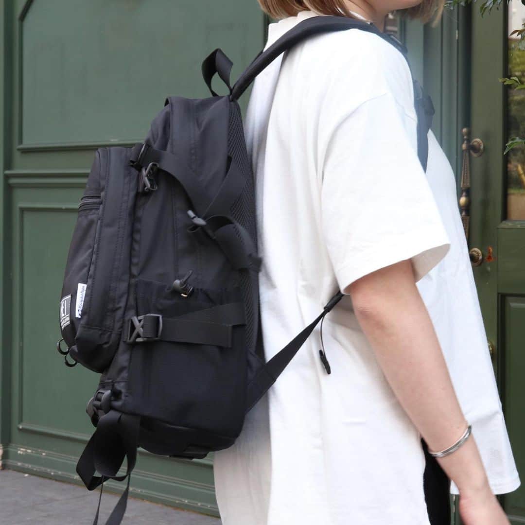 MEI(メイ) さんのインスタグラム写真 - (MEI(メイ) Instagram)「MEI 2020 SPRING/SUMMER OLD BASIC collection  MEI-000-200006 OLD BASIC CLASSIC BACKPACK ￥10,800+tax カラー展開：BEIGE, BLACK, KHAKI, NAVY  #mei #meibag #mei_bag #メイ #メイバッグ #backpack #バックパック #recyclednylon #リサイクルナイロン #sustainable #サスティナブル #outdoor #アウトドア #camp #キャンプ」6月11日 10時46分 - mei_bag
