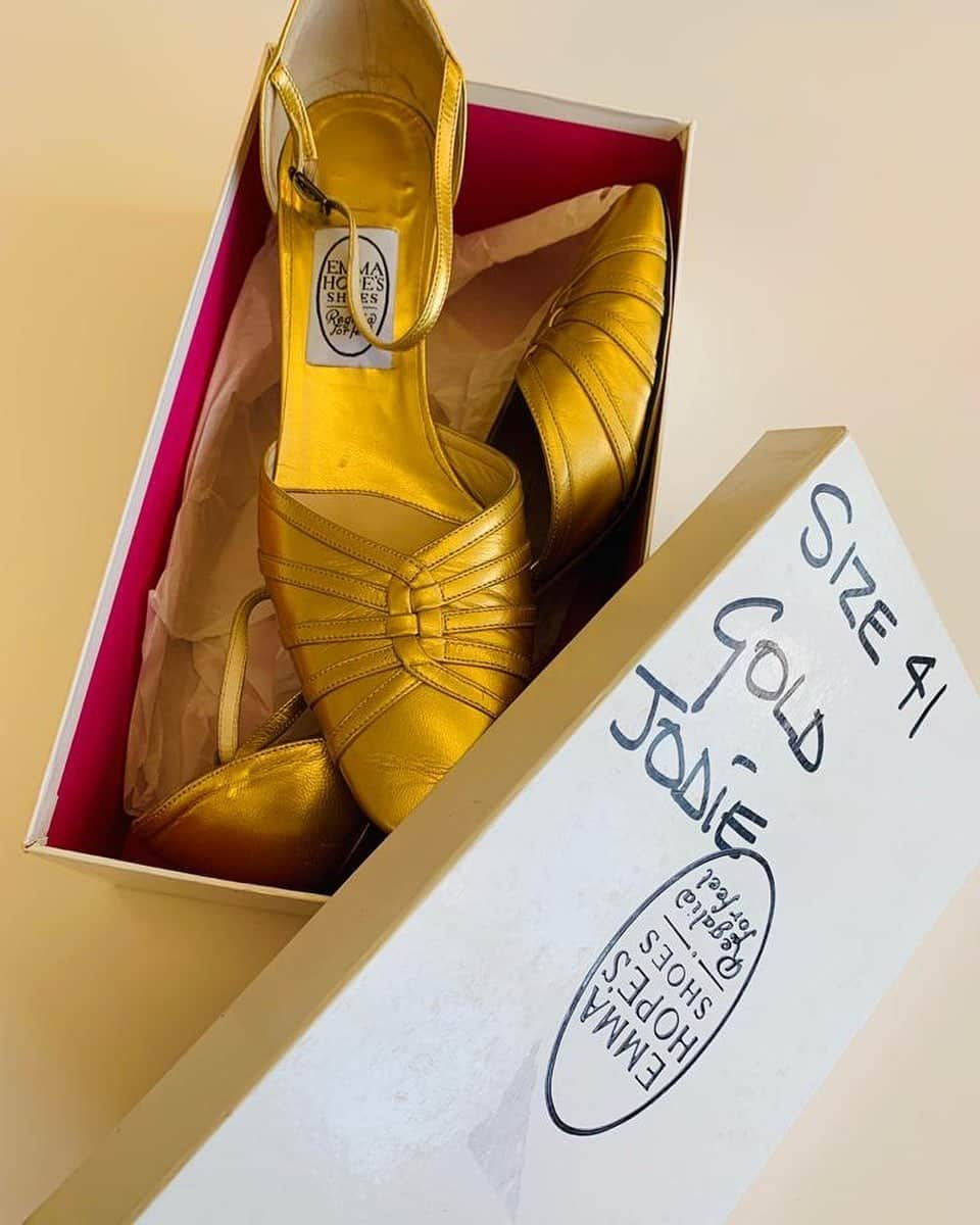 ジェニーパッカムさんのインスタグラム写真 - (ジェニーパッカムInstagram)「Shoes worn by @jodiekiddoffical at our second fashion show - a long time ago... XJP #jodiekidd #emmahope #throwbackthursday」6月11日 21時36分 - jennypackham