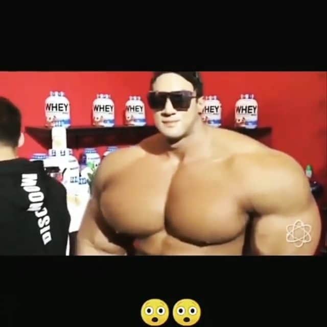 CHUL SOONのインスタグラム：「Haters will say its fake. . . . Huge training Program available at chulsoon.com  Follow the Facebook page to see work outs.  Facebook.com/chulsoonofficial @chul_soon @chulsoon_official (한국계정)  ______________________________ #teamchul #fitness #chulsoon #korean #fitnessmodel  #aesthetic #aesthetics #wbff  ##chulsoon2022 #motivation  #fitfam  #다이어트 #식단」