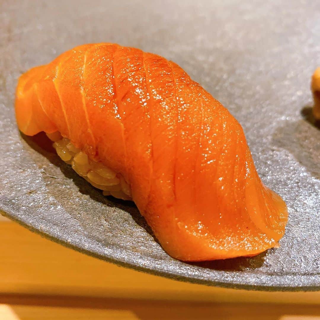 渋谷ジャパンさんのインスタグラム写真 - (渋谷ジャパンInstagram)「久しぶりの外食でおいちい寿司食べたよ」6月11日 22時14分 - shibuya_japan
