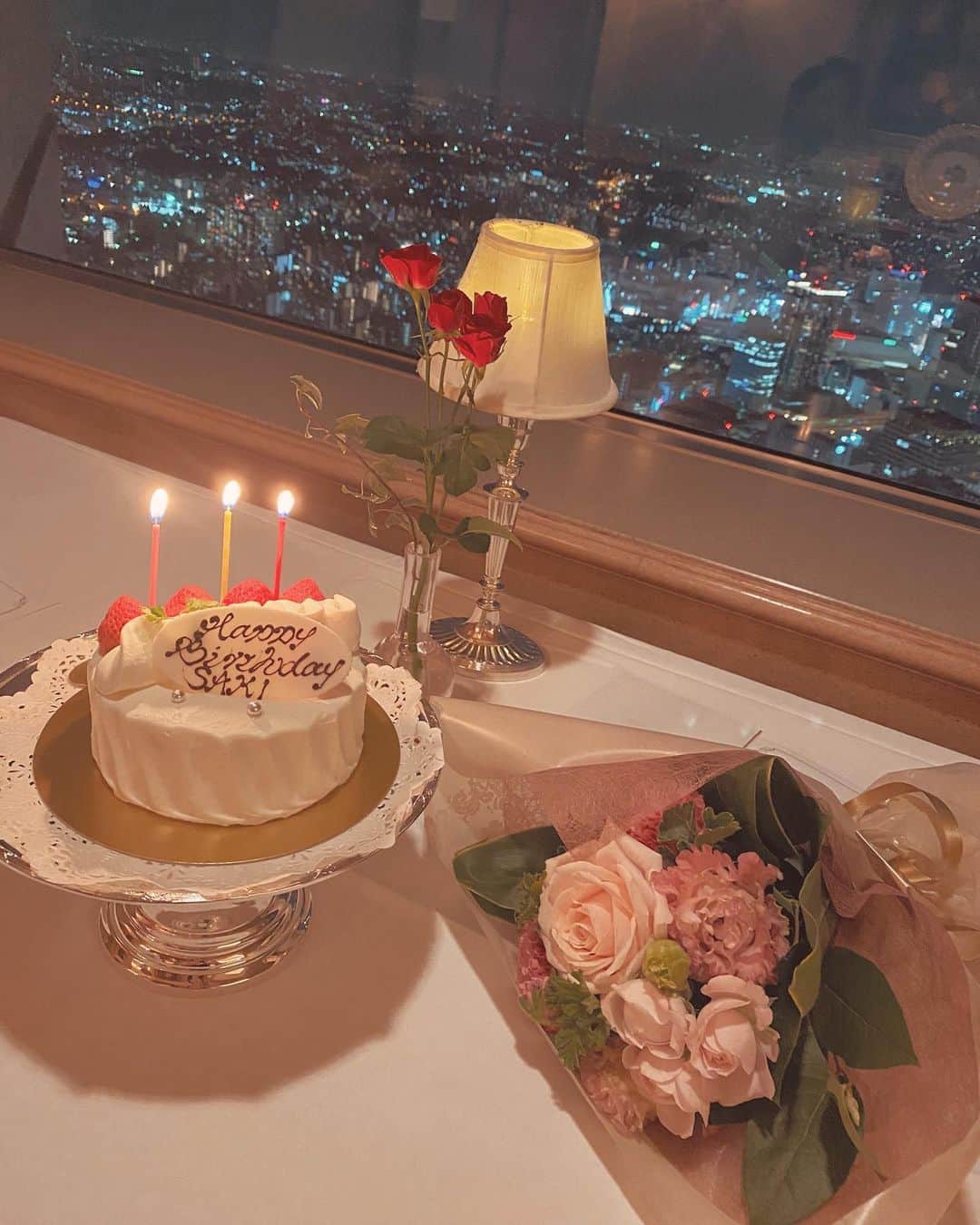 難波サキさんのインスタグラム写真 - (難波サキInstagram)「#birthdaydinner 🎂💘 thank u my love‼︎」6月11日 22時20分 - sakinanba