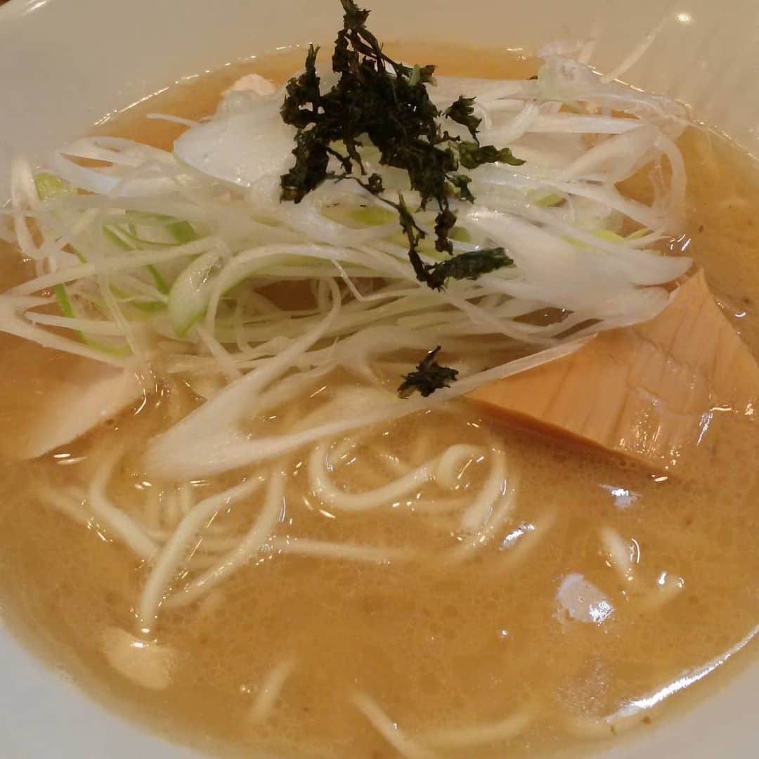 佐伯元輝さんのインスタグラム写真 - (佐伯元輝Instagram)「ラーメン食べたいすぎる。  #ラーメン」6月11日 13時38分 - yasashii_saeki