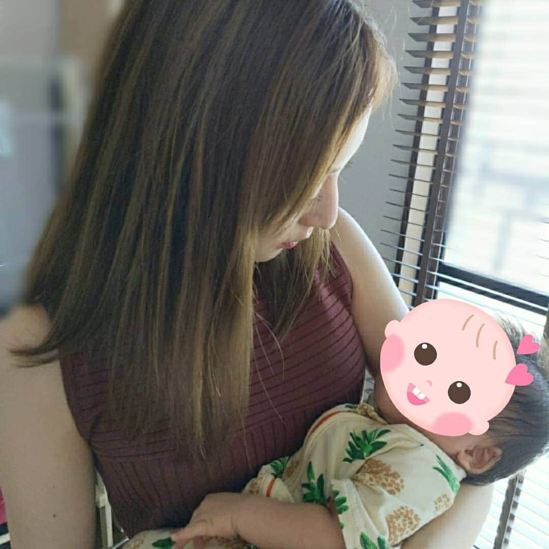 池田夏希さんのインスタグラム写真 - (池田夏希Instagram)「親友Baby👶💕 . やっとママになったあっちゃん(@a.k.o.62 )に会いに行けました♡ あっちゃんはすっかりママだし、ベビ君が本当に可愛くてひたすら癒されました😍 これからのベビ君の成長が楽しみ✨✨✨ . #あこ #あっちゃん #やっと会えた #ママになった親友 #母は偉大 #赤ちゃん #生後2ヶ月 #ベビ君 #可愛い #可愛い寝顔 #癒された #finallymet #haveababy #becameamother #closefriend #motherisgreat #baby #babyboy #cute #cutesleepingface #prettyboy #healed #instahappy #babystagram」6月11日 15時20分 - natsukiikeda624