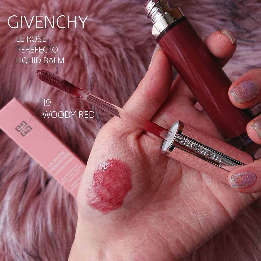 西内みなみさんのインスタグラム写真 - (西内みなみInstagram)「GIVENCHY LE ROSE PERFECTO LIQUID BALM 19 WOODY RED💋 @givenchybeauty . @china.kawaii で見て、 色味可愛すぎて速攻買った💄 うるうるになるし、 マットなリップに重ねて塗っても かわいいと思った〜🥰❤ . #リップ #givenchy #givenchybeauty #ローズパーフェクトリキッド #リキッドルージュ #チャイボーグ #リップマニア #かわいい #可爱」6月11日 17時10分 - miiiiiiu3u6