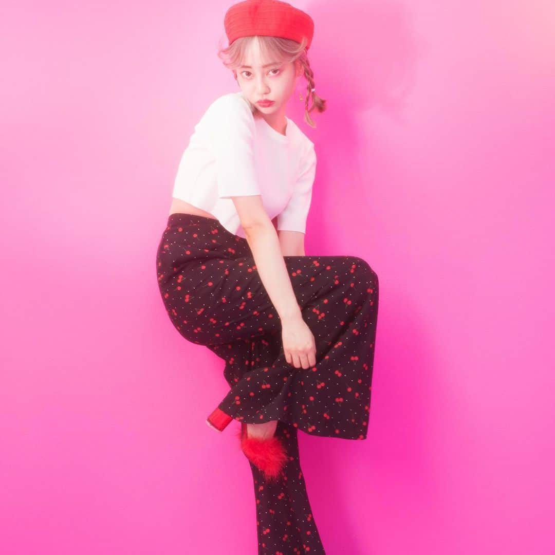 kisimariさんのインスタグラム写真 - (kisimariInstagram)「for SWEET2019 photo by @kisimari_love  @radish_mama42  model @risa_doll_  #kisimari#photography #fashion #中村里紗#sweet#pink」6月11日 17時31分 - kisimari_love