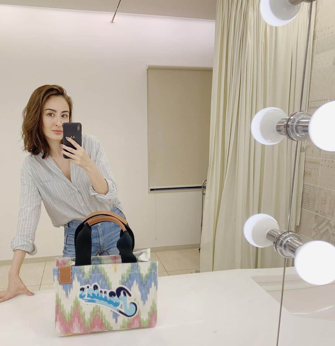 オードリー亜谷香さんのインスタグラム写真 - (オードリー亜谷香Instagram)「🍬🍭🍬 #loewe #loewepaulas #ロエベ」6月11日 18時11分 - audrey_ayaka