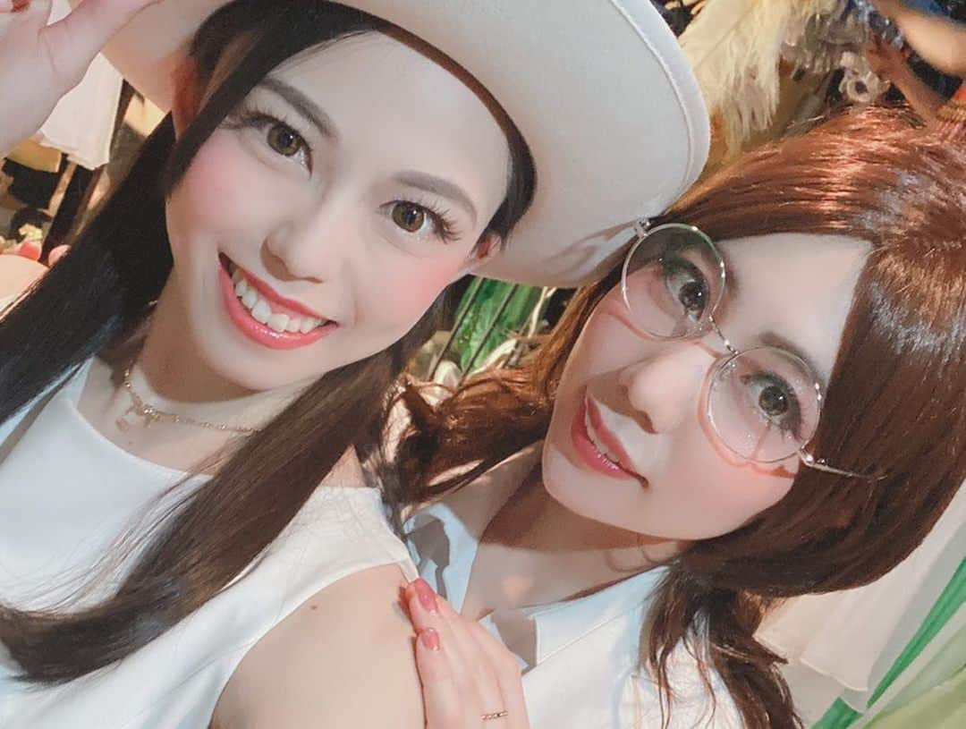 南まゆさんのインスタグラム写真 - (南まゆInstagram)「♡ 6/10浅草ロック座 Muse 2nd 千穐楽ありがとうございました❗️ . 3月から1st公演が始まった Muse、 ようやくきちんと終わることが できてかなりほっとしてます。 きっと不安もある中 劇場に足を運んで下さり ありがとうございました。 . 毎日楽しかったです😆💗✨ . またお会いできる日を 楽しみにしてます🥳 . #浅草ロック座　#Muse #自粛期間を乗り越えて #ストリップ  #ステージ　 #感無量　#感謝 #絵画　#美術　#美術館 #マカロニ」6月11日 18時12分 - mayuminami1127